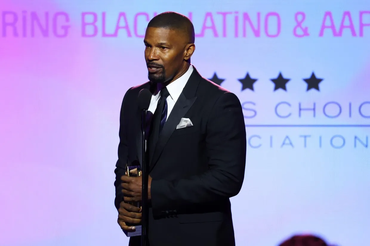 How did Jamie Foxx Fall Sick?